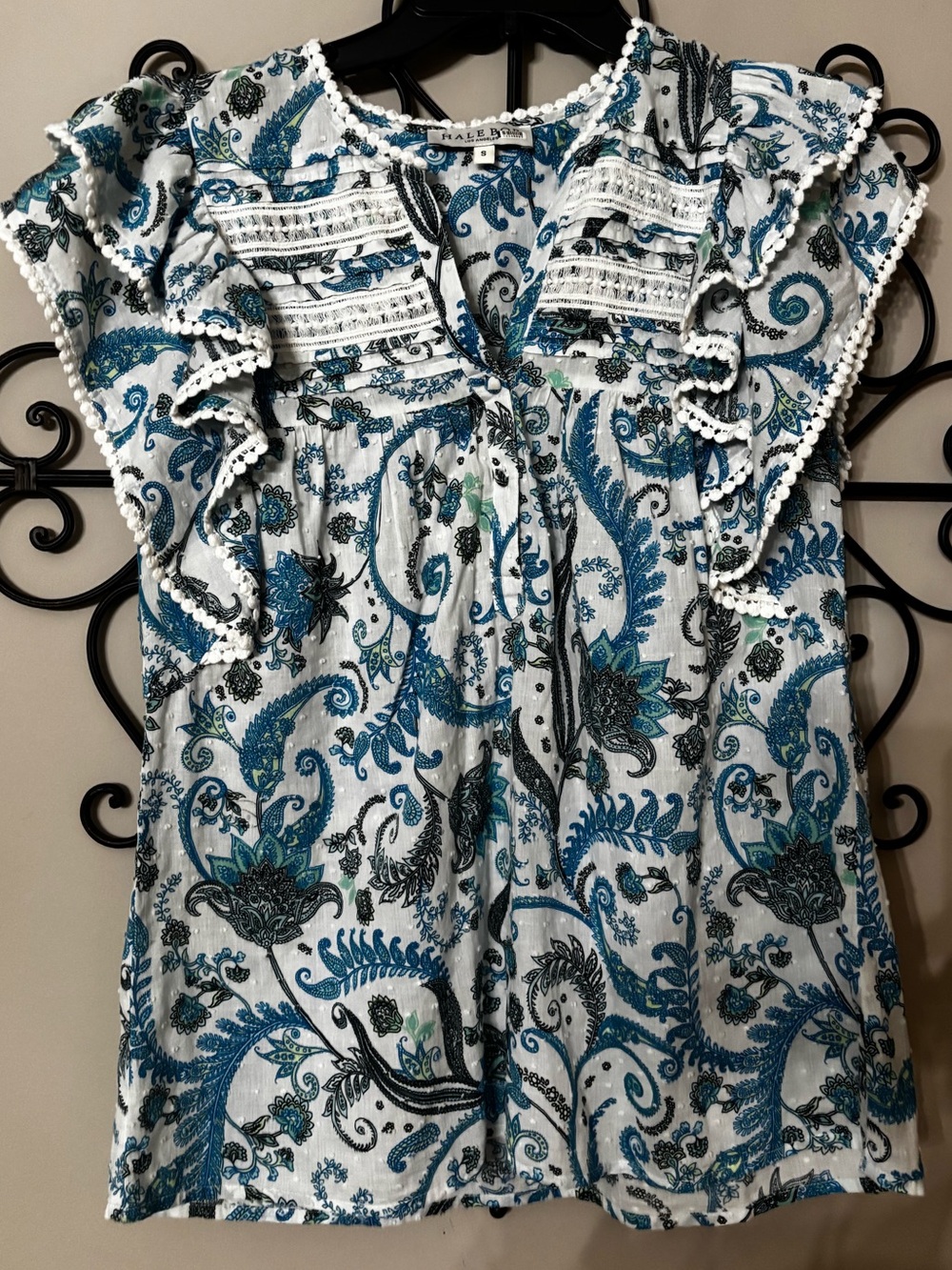 Hale Bob Size Small